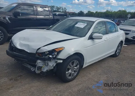 2011 Honda Accord 2.4 Se from USA, damaged, VIN 1HGCP2F68BA061479